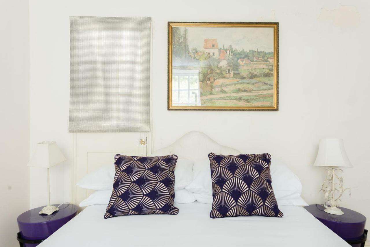 The Wonderland Townhouse - Alice In Wonderland 7Bdr Home Bath Bagian luar foto
