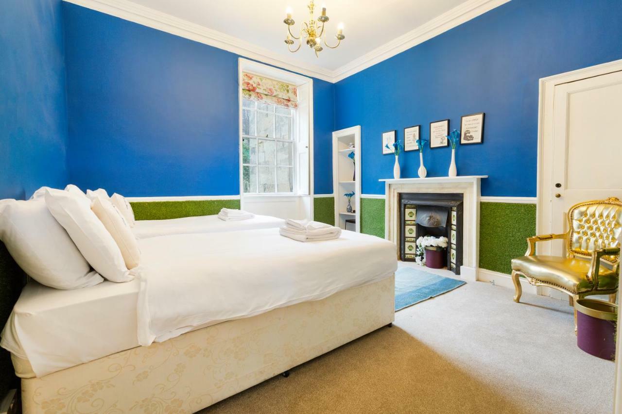 The Wonderland Townhouse - Alice In Wonderland 7Bdr Home Bath Bagian luar foto